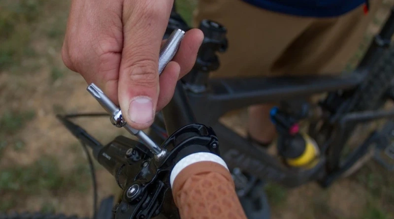 Pedalar à noite com segurança